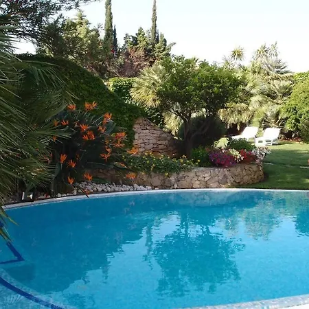 Villa Delle Camelie