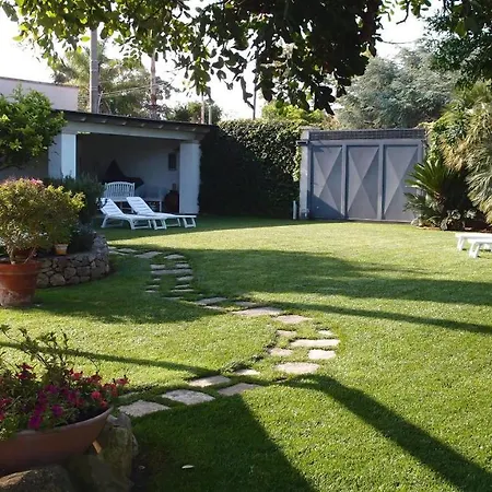 Villa Delle Camelie Merine